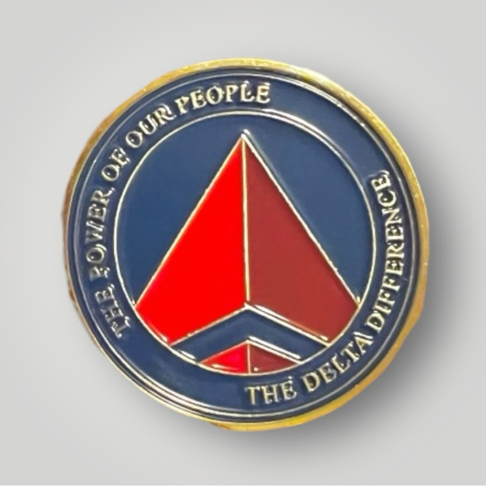 Delta Air Lines J.D. Power Award Challenge Coin Metal Medal Collectible New - Picture 2 of 6